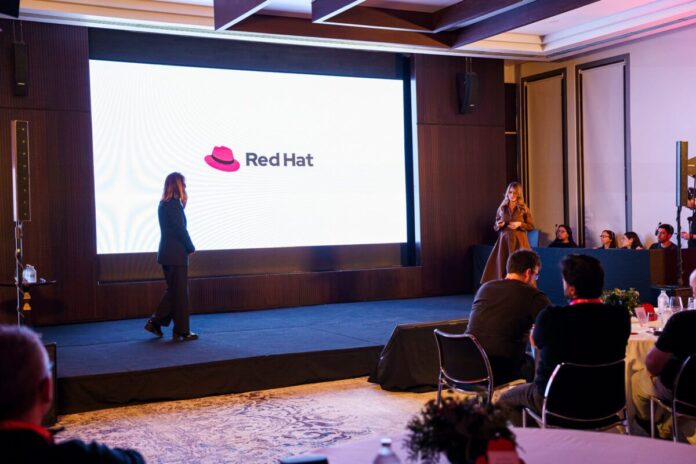 Red Hat Red Hat reunió a líderes del sector financiero en su primera edición de Finance Forum Argentina.