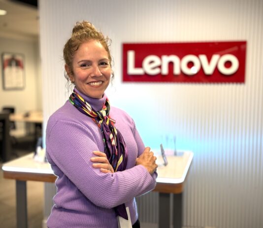 Sustentabilidad con ROI: la hoja de ruta de Lenovo para canales y centros de datos en América Latina Alice Damasceno, Directora de Ciudadanía Corporativa y Comunicaciones ESG de Lenovo para América Latina.