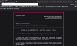 Captura de pantalla de un correo electrónico malicioso enviado desde una cuenta personal de Outlook con el asunto "Gobierno de México – F. No. TAX/PEN/2026-142 – Actualización de Cumplimiento Financiero". El cuerpo del mensaje simula un oficio oficial del Servicio de Administración Tributaria (SAT) requiriendo información fiscal obligatoria en un plazo de 72 horas bajo amenaza de sanción.