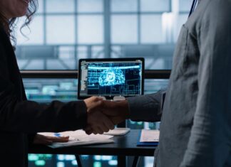 El 69% de las empresas latinoamericanas prevé tener un SOC operativo en menos de un año Las organizaciones a nivel global proyectan invertir, en promedio, cerca de US$2 millones para implementar sus Centros de Operaciones de Seguridad